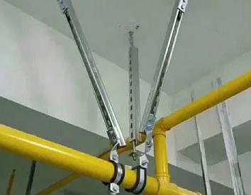 闸阀支撑架的质量要求。价格决定了新平抗震支撑框架的质量。